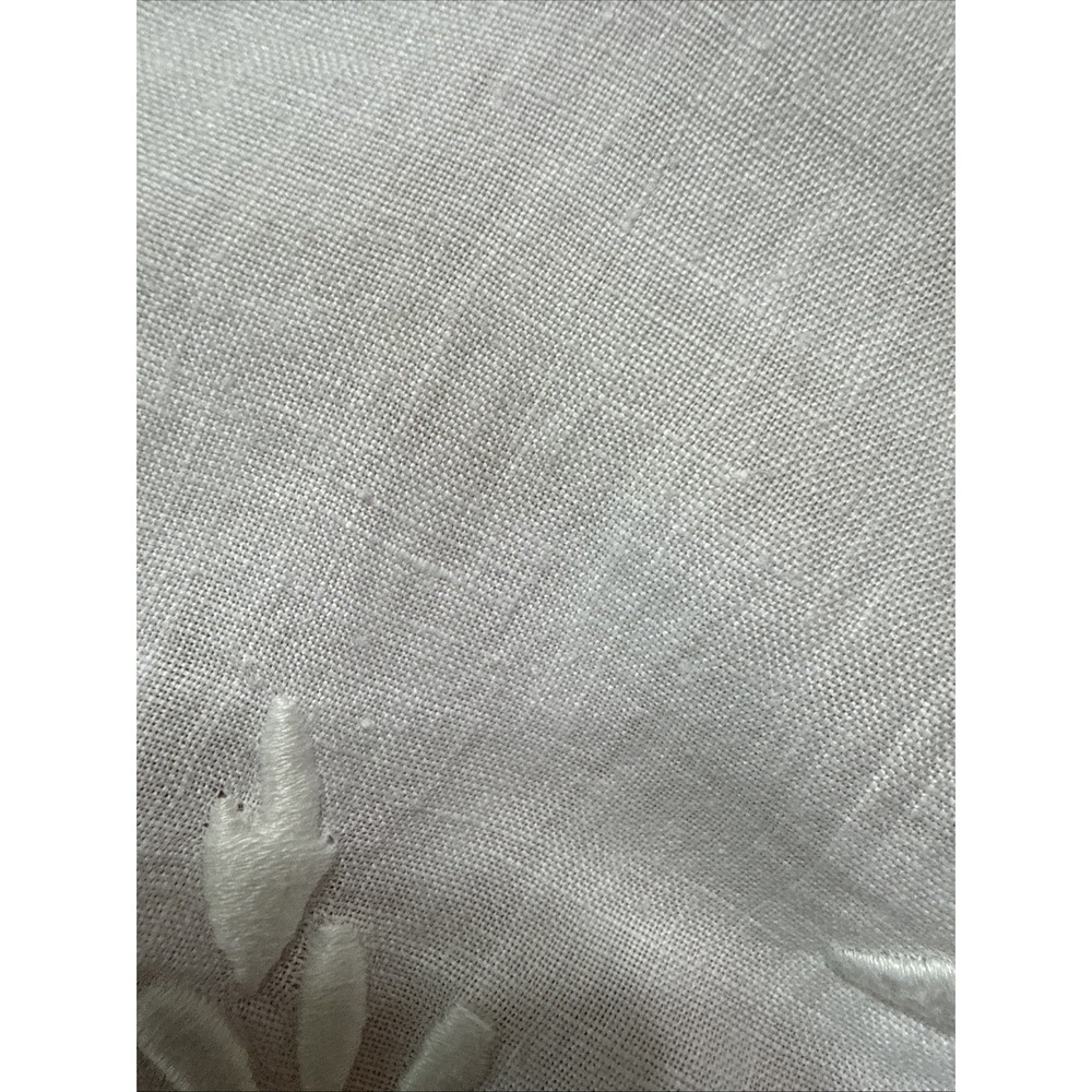 Vintage Hand Embroidered Tablecloth Large Rectangle 69x89 Cotton Scalloped Stain - Picture 8 of 13